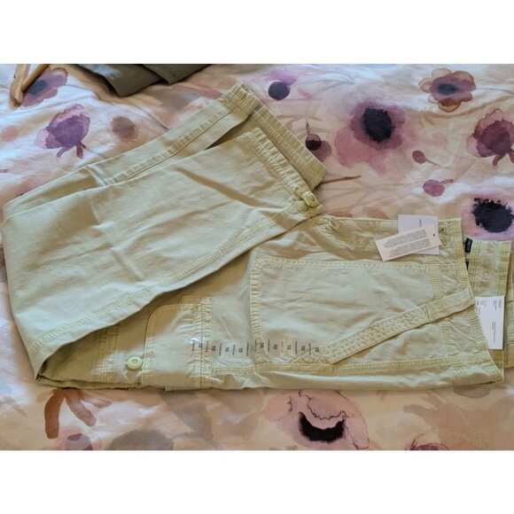 BNWT American Eagle Snappy Stretch Convertible Baggy Cargo Jogger, Citron Size10 - Picture 7 of 9
